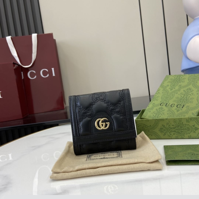 G*u*i wallets & purse
